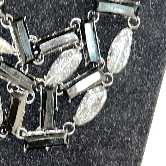 Gunmetal-Tone Chunky Chain Link Gemstone Look Frame Charm Necklace Signed NY - Picture 3 of 6